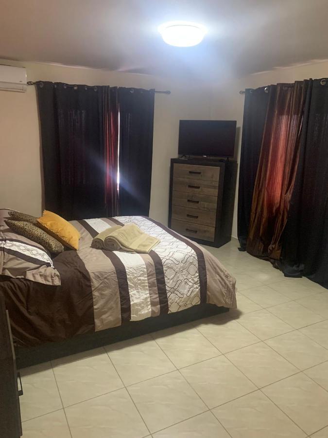 Omira Apartment Suites ウィレムスタッド エクステリア 写真